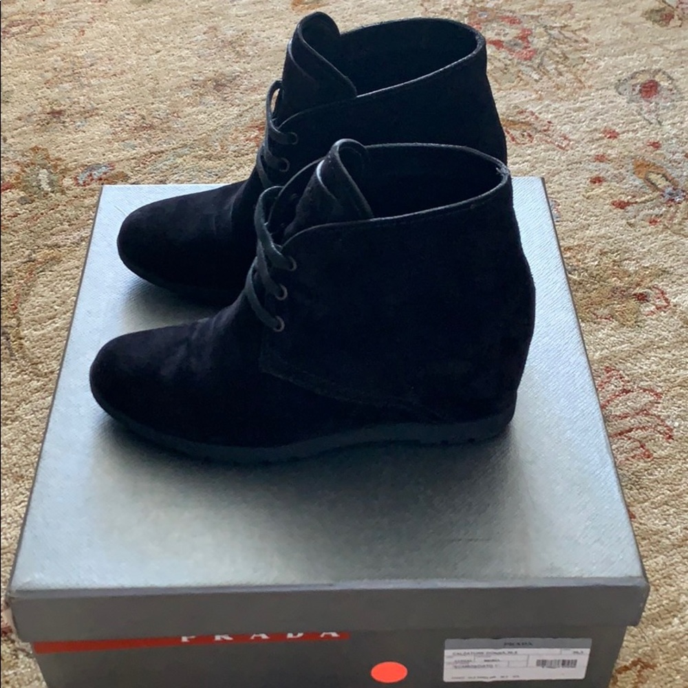 Black Prada wedged suede sneaker size 36.5.